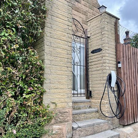 Hillcrest Bungalow Нотингам Екстериор снимка